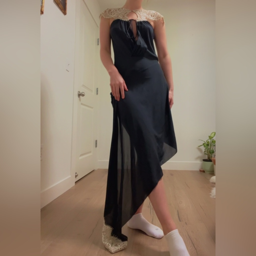 Nicole Miller Collection Elegant Black Asymmetrical Silk Evening Dress
